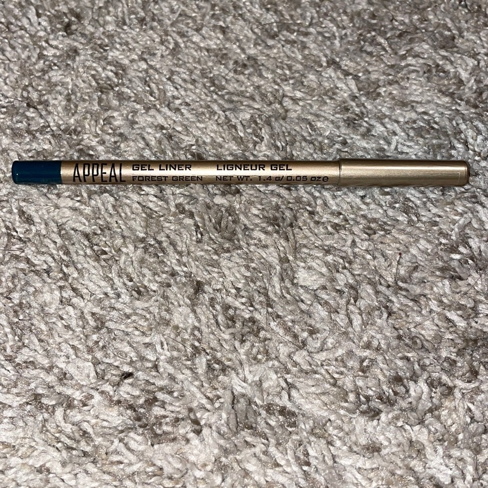 ‼️ Bundle 3/$20 - NWT - Appeal Gel Liner in Forest Green
